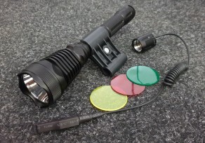 X-balog taktikai fegyverlámpa töltővel