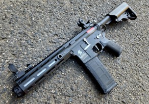 Lancer Tactical Gen 2 Hellion M-LOK 7 M4 airsoft fegyver