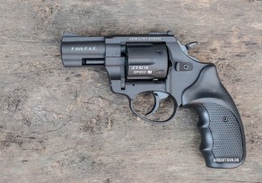 Zoraki R1 2.5 fekete gázpisztoly