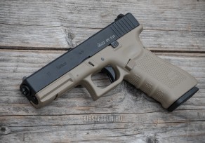 WE model 17 gen.4 half-tan airsoft pisztoly