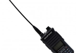 BAOFENG DUAL BAND VHF/UHF FM RADIO